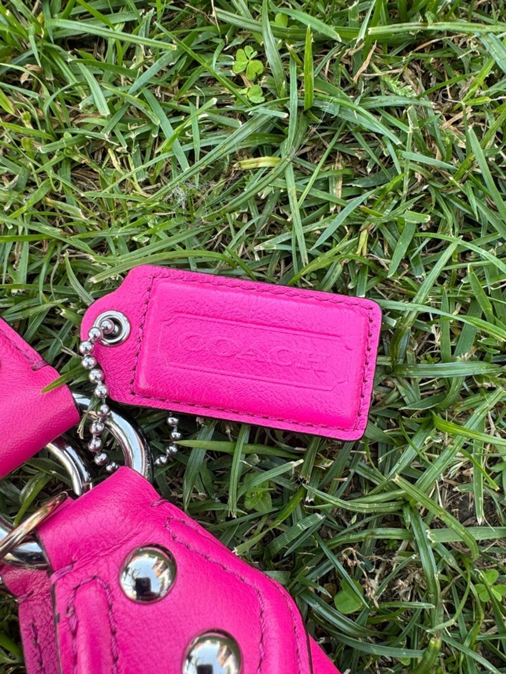Vintage Hot Pink Coach Leather Shoulder Bag - Picture 10 of 12